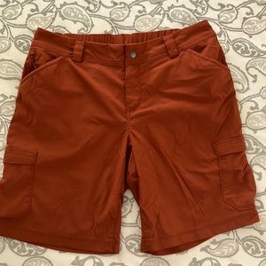 Duluth Trading Co 10” Dry on the Fly shorts size 12
